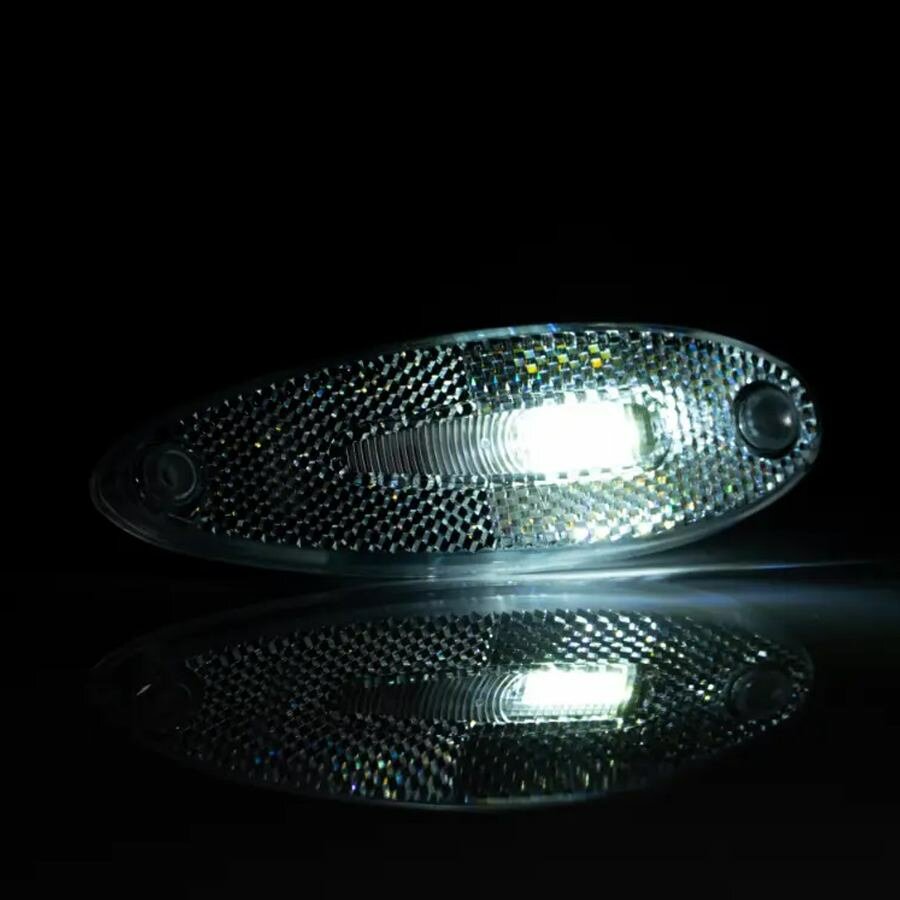 Fristom LED Marker Lamp White + Reflector FT-076 B LED