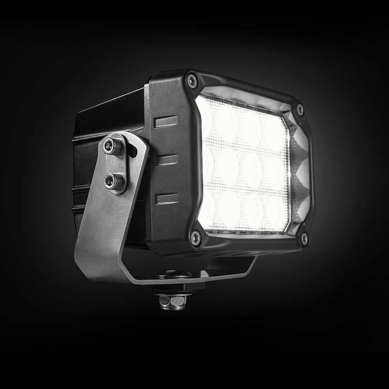 WESEM CRP3-FF 60&deg; LED Work Light 133x107x112 | 10,000 lumens