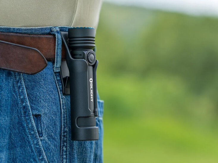 Olight Seeker 4 Pro Matte Black